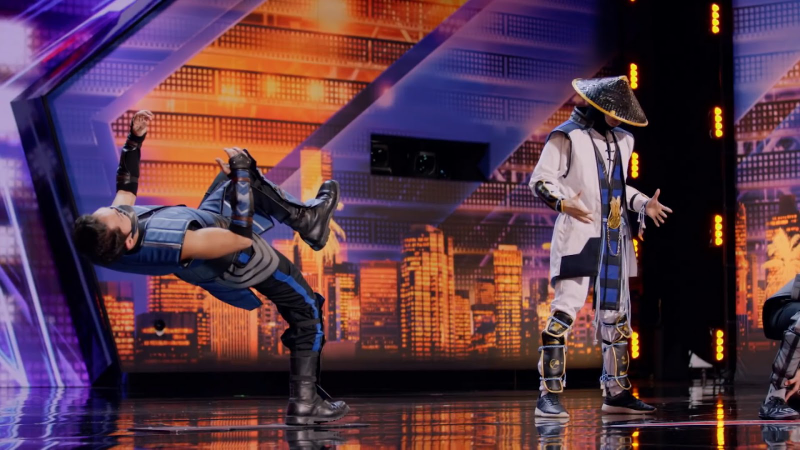 Illustration for article titled Body-Bending Dancers Do A Mean Mortal Kombat Routine On America’s Got Talent